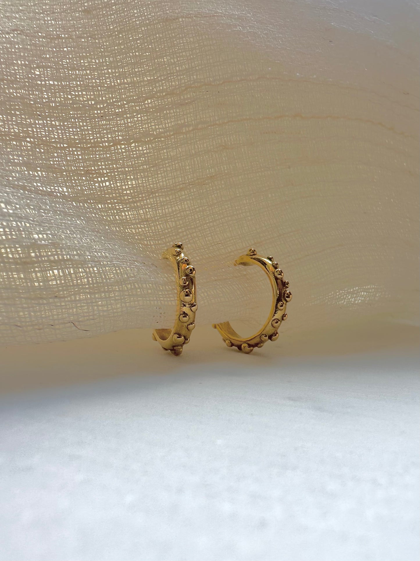 18k hoops earrings with an 11mm diameter handcrafted in 18 karat yellow gold and can be customized in rose and white gold | Ella Creations Jewelry