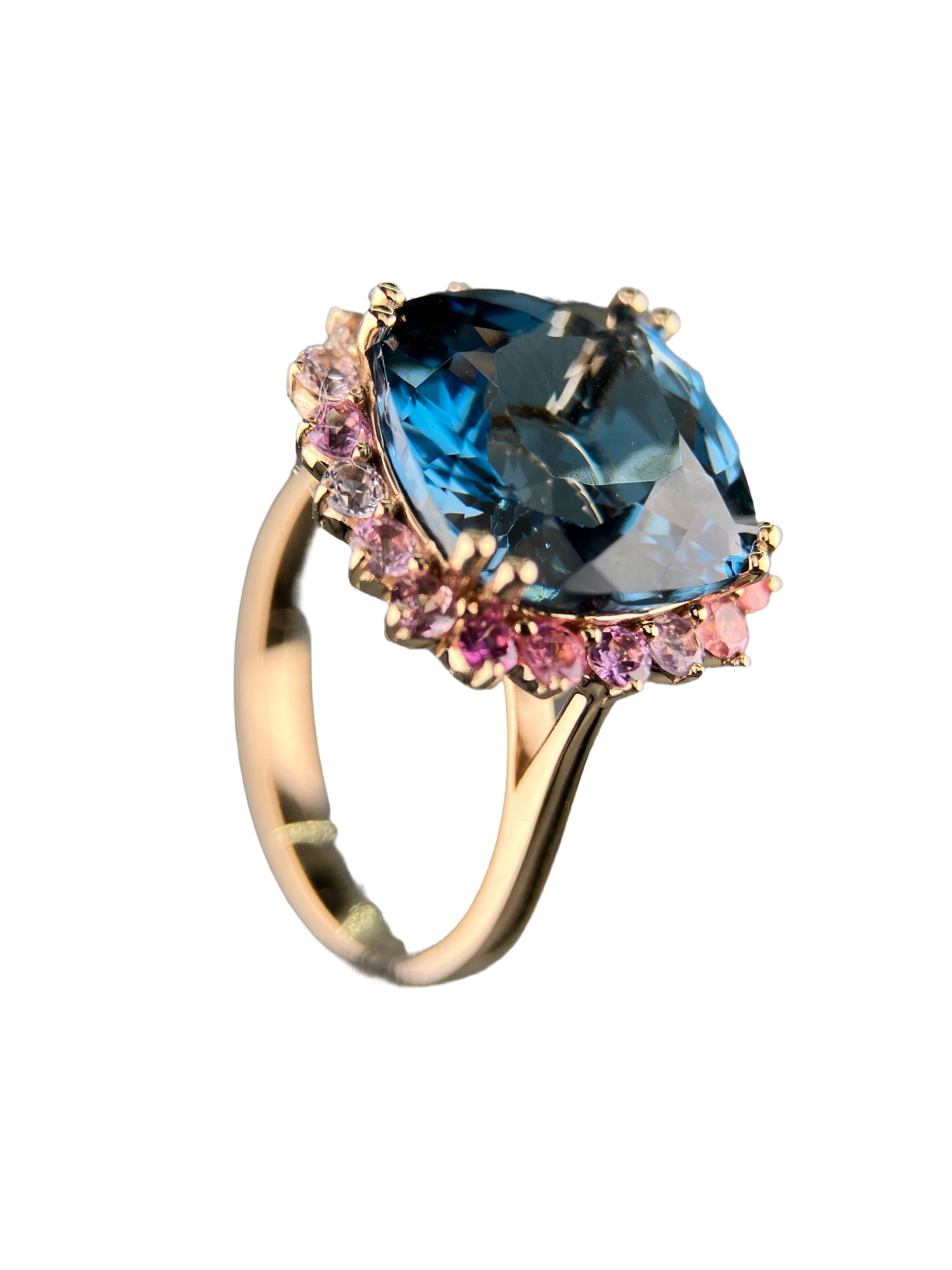 Anillo Magic London con topacio azul en oro rosa de 18 quilates