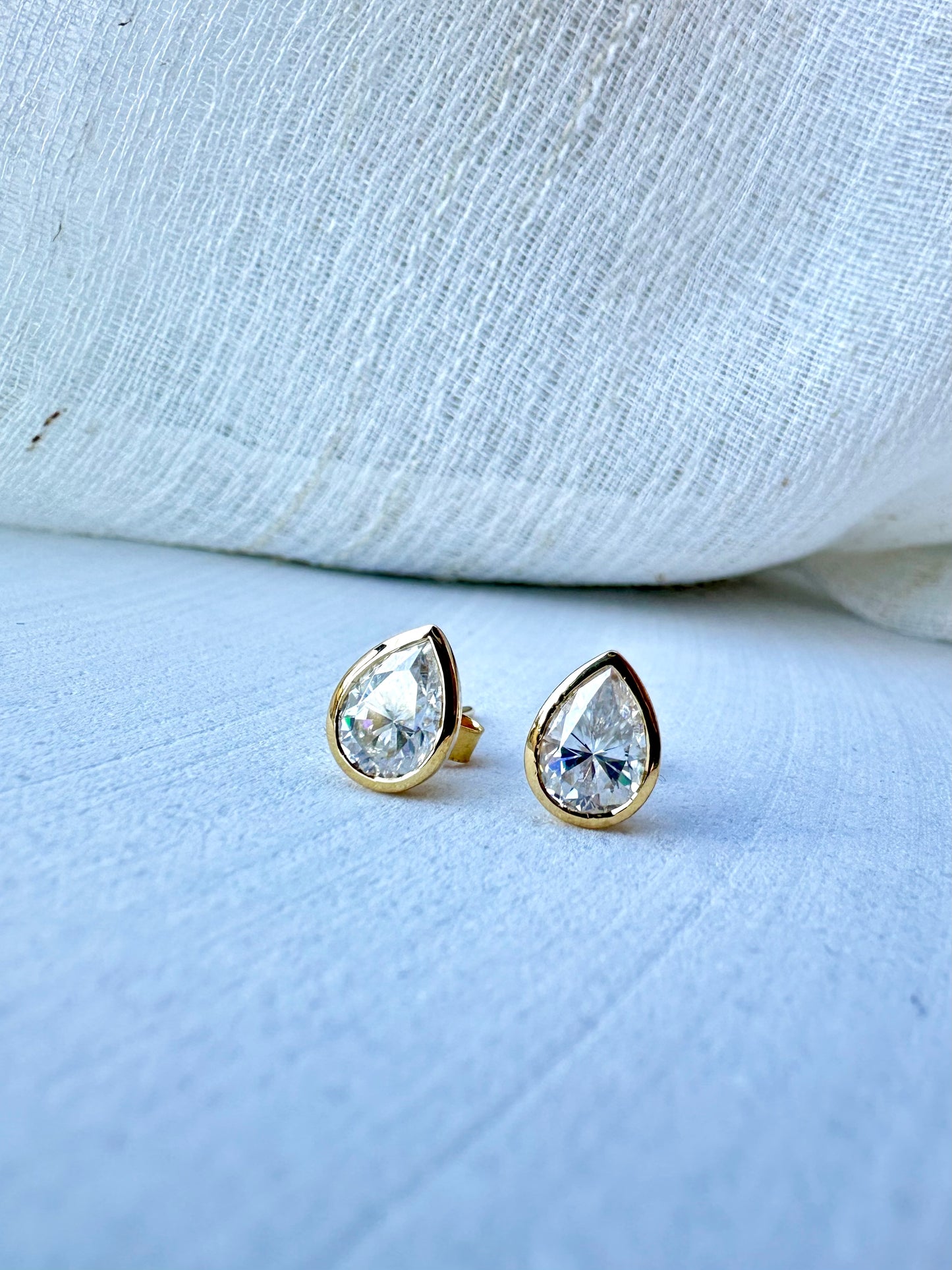 Moissanite Stud Earring | teardrop studs