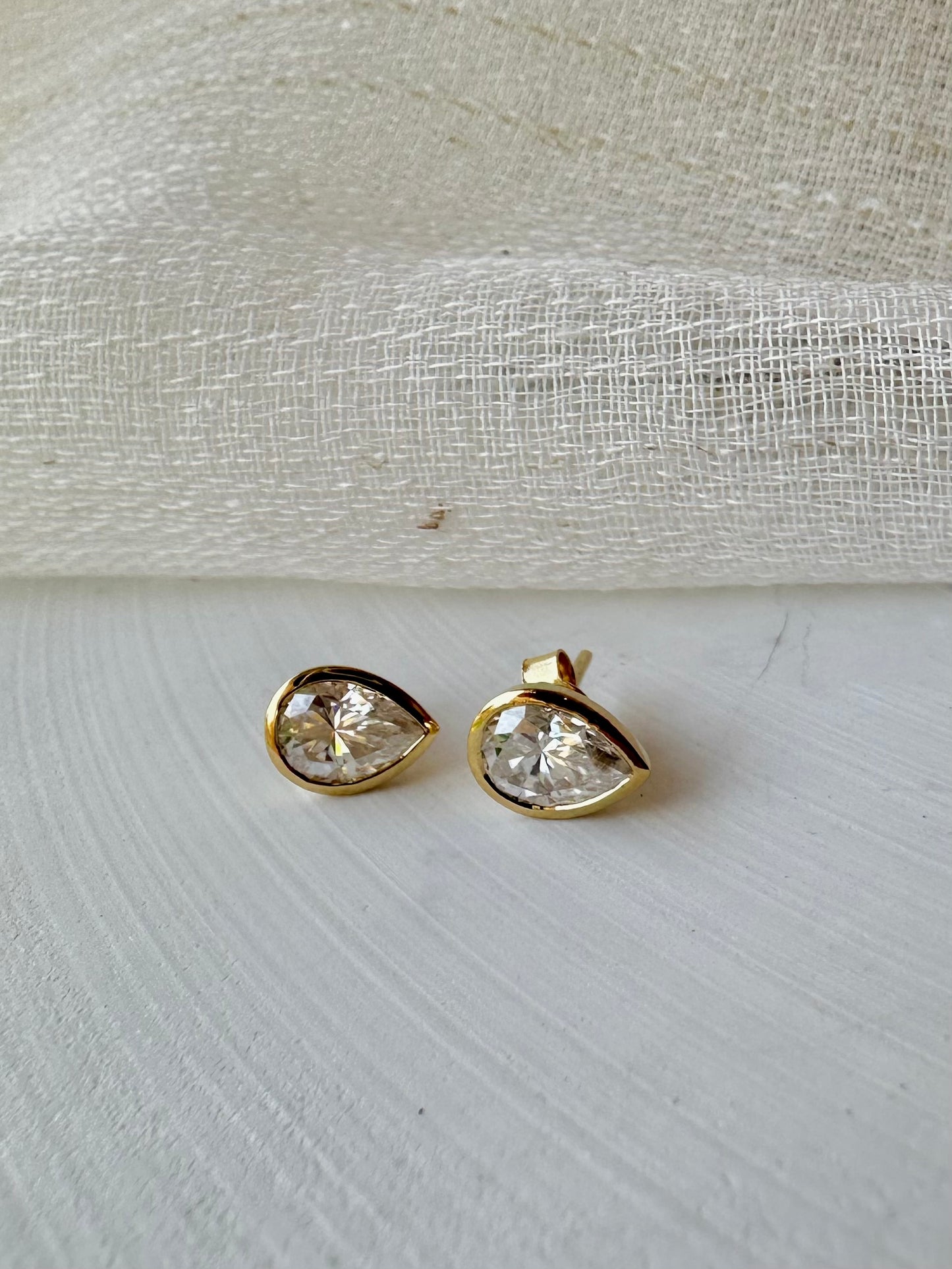 Moissanite Stud Earring | teardrop studs