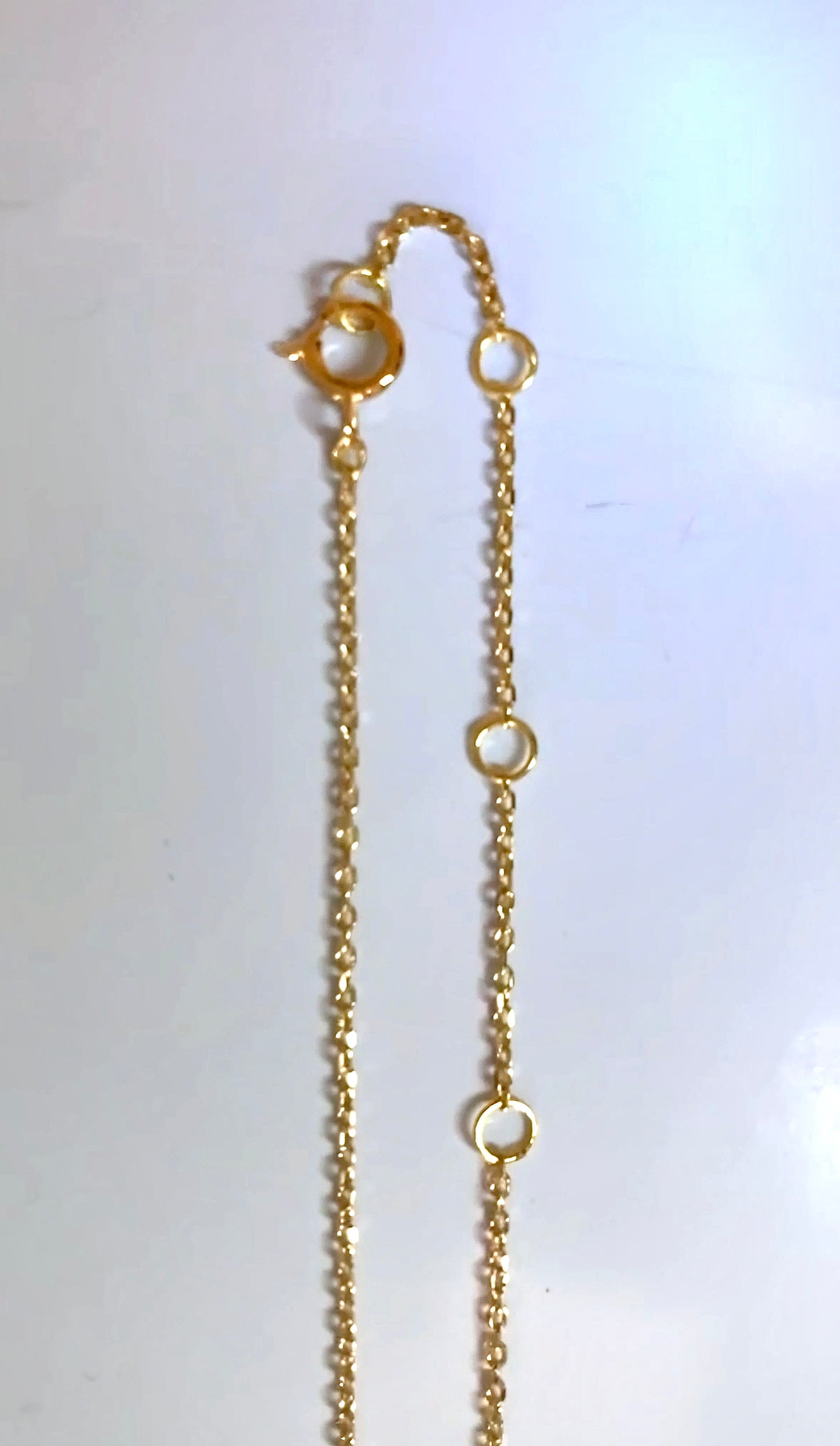 Elegant dainty diamond 18K gold necklace - Petite Edition