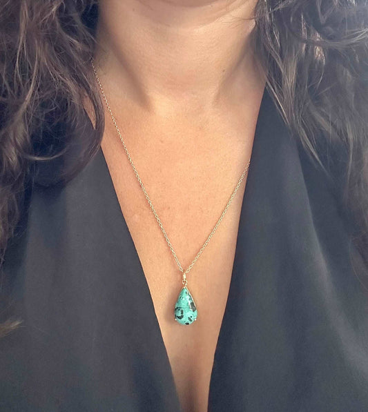 Pear shape Turquoise necklace - Ella Creations Jewelry