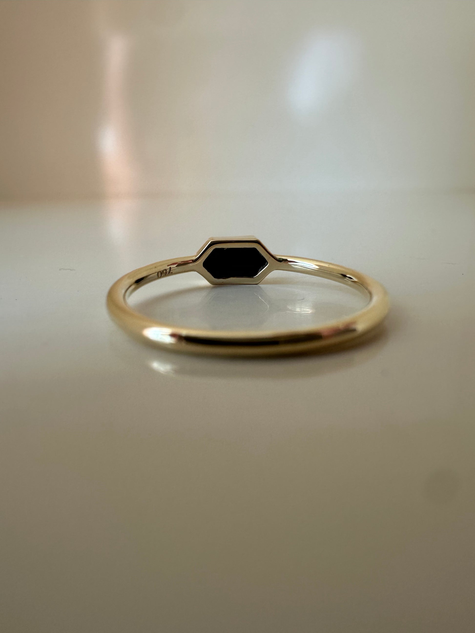 Basima Stackable rings - Hexagon 18k | Ella Creations Jewelry