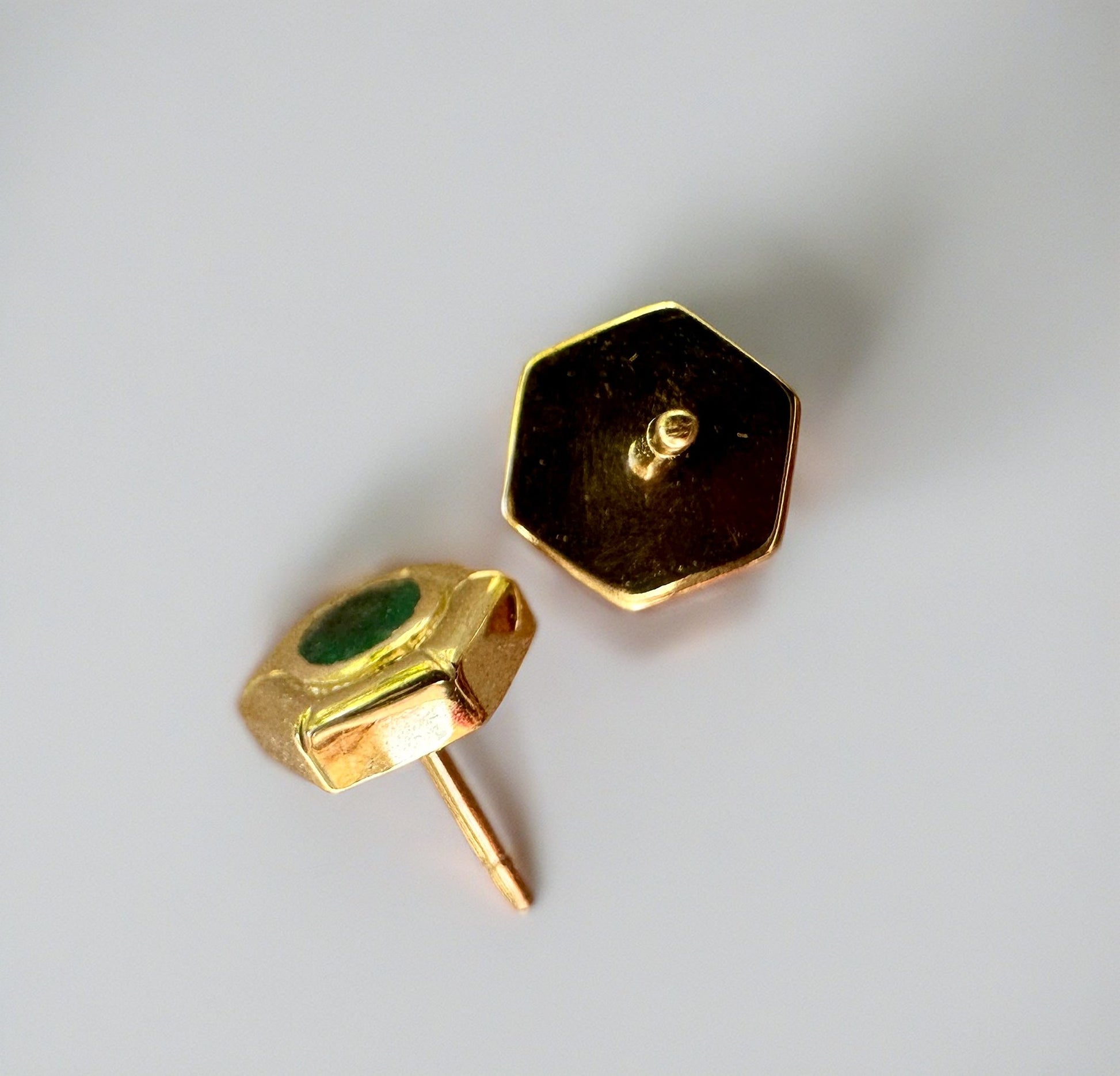 Emerald stud earrings, hexagon earrings handcrafted in 18 karat gold | Ella Creations Jewelry