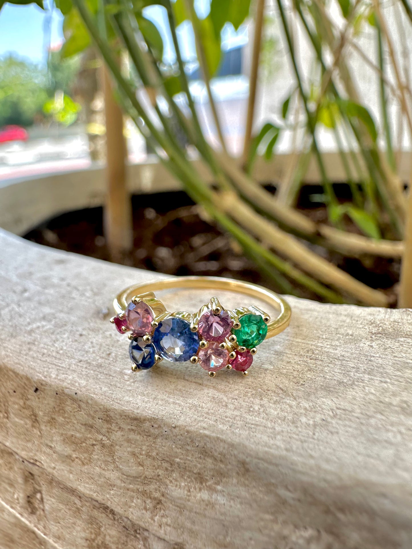 Rainbow Sapphire cluster ring 18Kt yellow gold - Ella Creations Jewelry