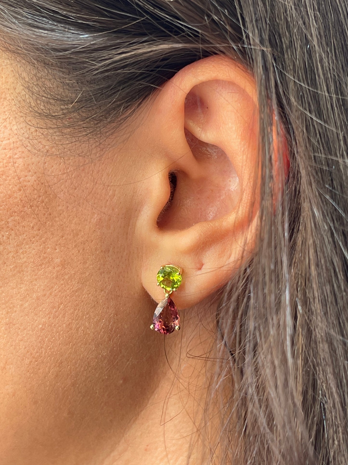 Peridot and Tourmaline dangle earring 18kt yellow gold - Ella Creations Jewelry