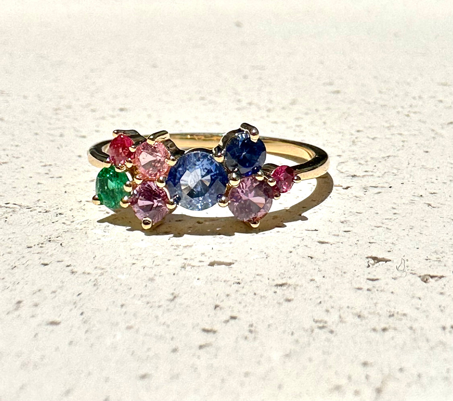 Rainbow Sapphire cluster ring 18Kt yellow gold - Ella Creations Jewelry