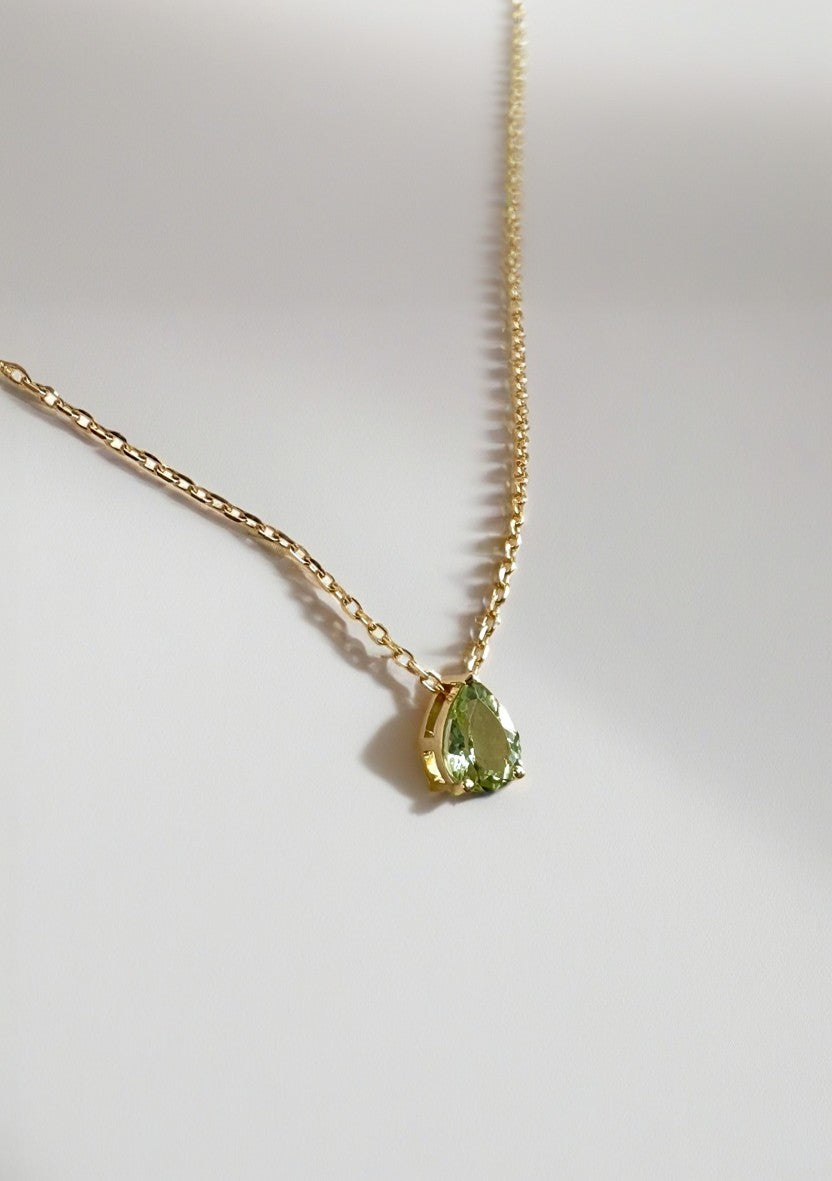 custom made Green tourmaline pendant in 18 karat gold | Ella Creations Jewelry| 